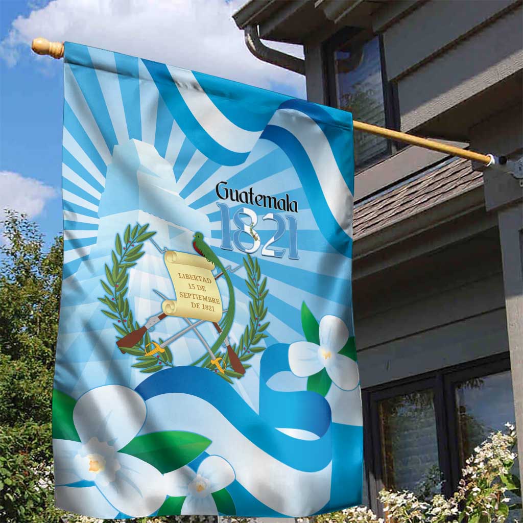 Guatemala Independence Day Garden Flag Since 1821 Coat Of Arms With Tikal - Wonder Print Shop