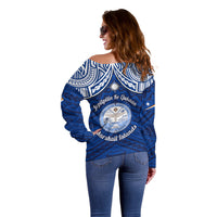 Marshall Islands Off Shoulder Sweater Blue Polynesian Tribal Mix Coat Of Arms - Wonder Print Shop