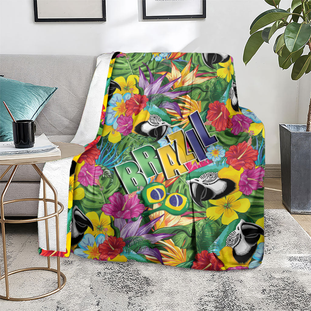 Macaw Parrot Brazil Blanket Maracas Seamless Tropical Flowers