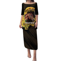 Personalized Preakness Horse Racing Puletasi Horseshoe With Black-Eyed Susans