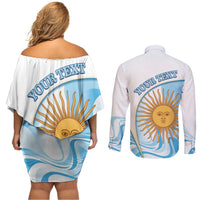 Argentina Football Personalized Couples Matching Off Shoulder Short Dress and Long Sleeve Button Shirt 2026 Trophy Vamos La Albiceleste - Wonder Print Shop