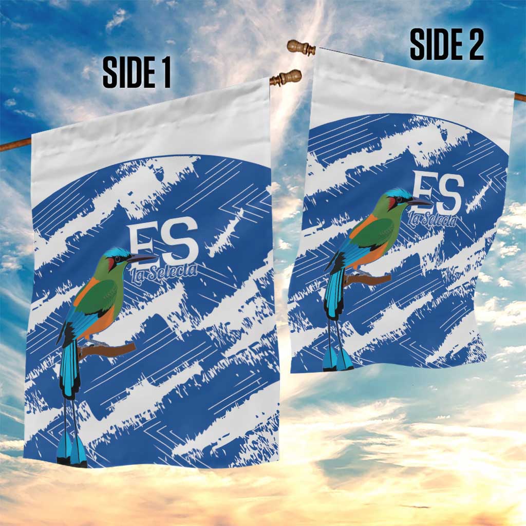 El Salvador Football Garden Flag La Selecta Torogoz Grunge Style - Wonder Print Shop