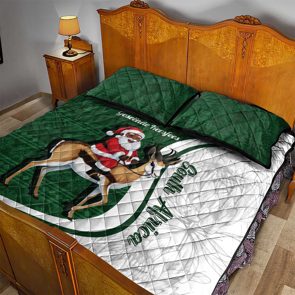 South Africa Christmas In July Quilt Bed Set Geseende Kersfees Springbok Black Santa