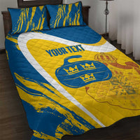 Custom Sweden Curling Quilt Bed Set Konungariket Sverige Tre Kronor Grunge Style - Wonder Print Shop