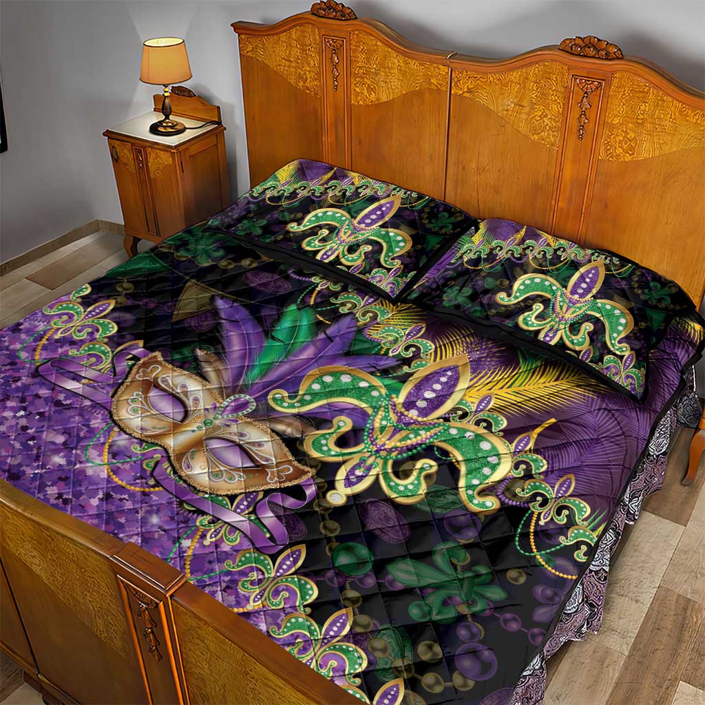 Fleur De Lis Mardi Gras Mask Quilt Bed Set 504 NOLA Carnival Feathers Glitter Effect
