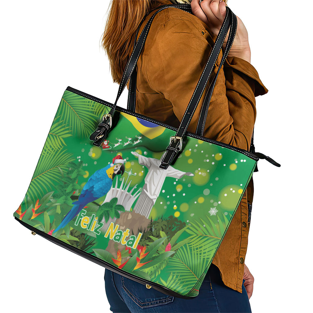 Christmas In July Brazil Leather Tote Bag Feliz Natal Blue Macaw Santa Tropical Vibes