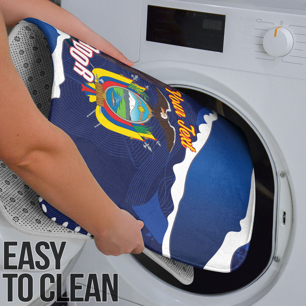 Custom Ecuador 2026 Football Bathroom Set Come On La Tri Grunge Style