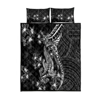 Black Polynesia Quilt Bed Set Shark Tattoo With Polynesian Plumeria - Wonder Print Shop