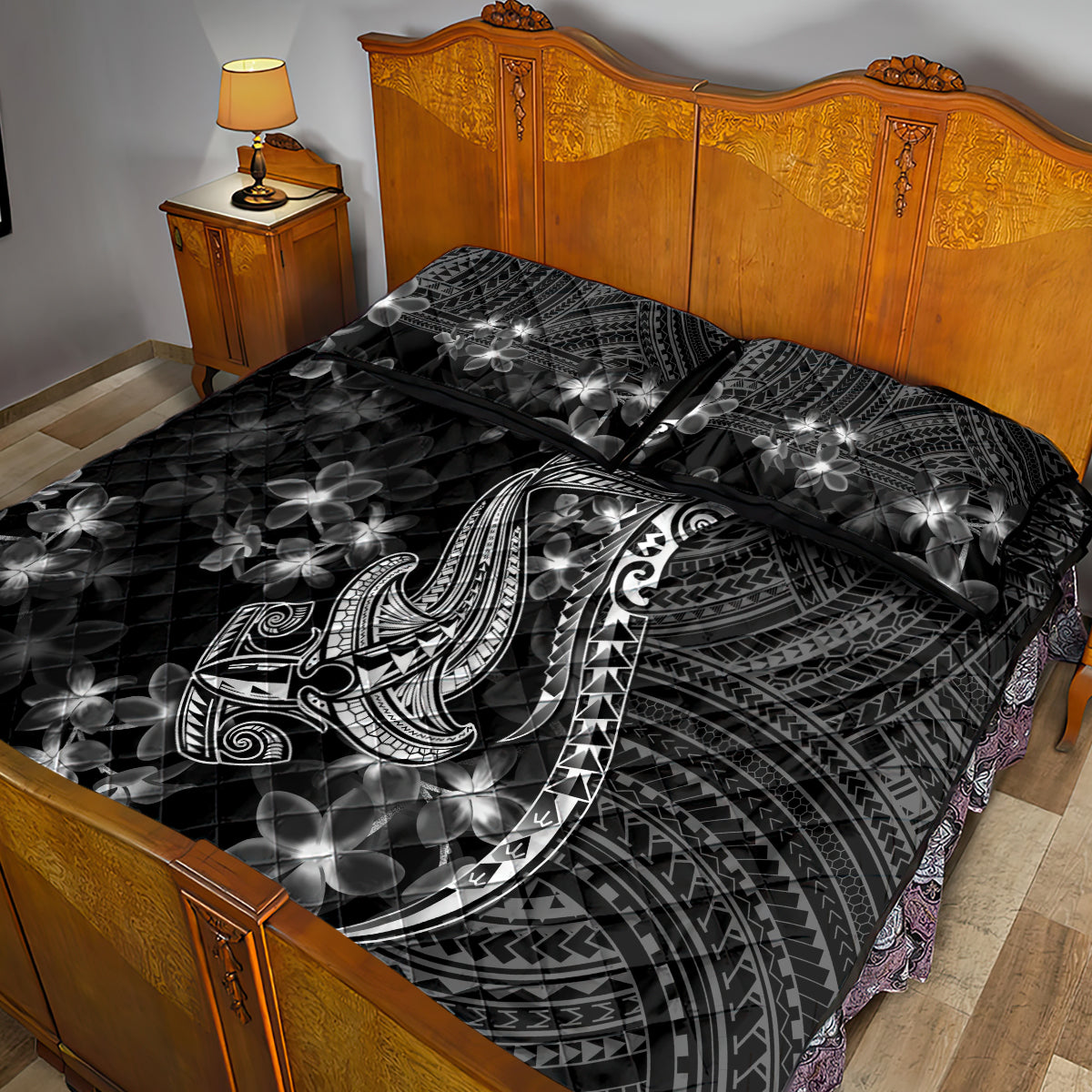 Black Polynesia Quilt Bed Set Shark Tattoo With Polynesian Plumeria - Wonder Print Shop