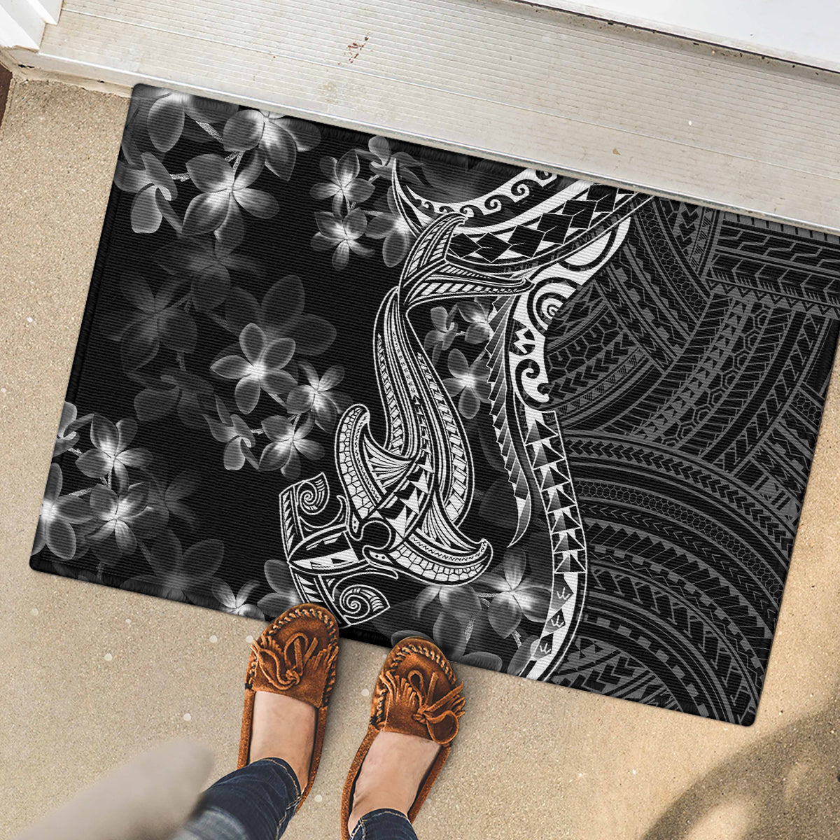 Black Polynesia Rubber Doormat Shark Tattoo With Polynesian Plumeria - Wonder Print Shop