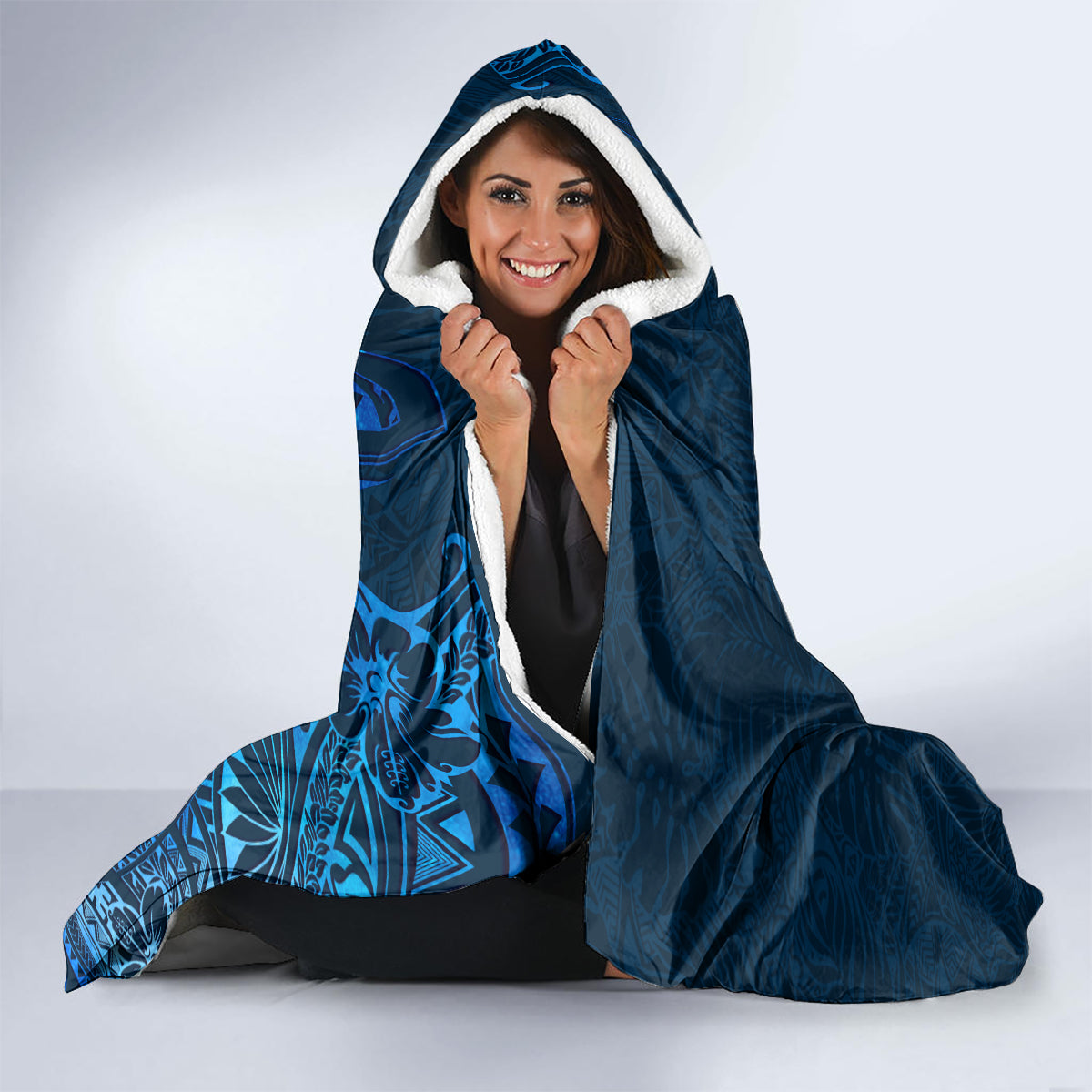 blue-polynesia-hooded-blanket-plumeria-tropical-leaves-with-galaxy-polynesian-art