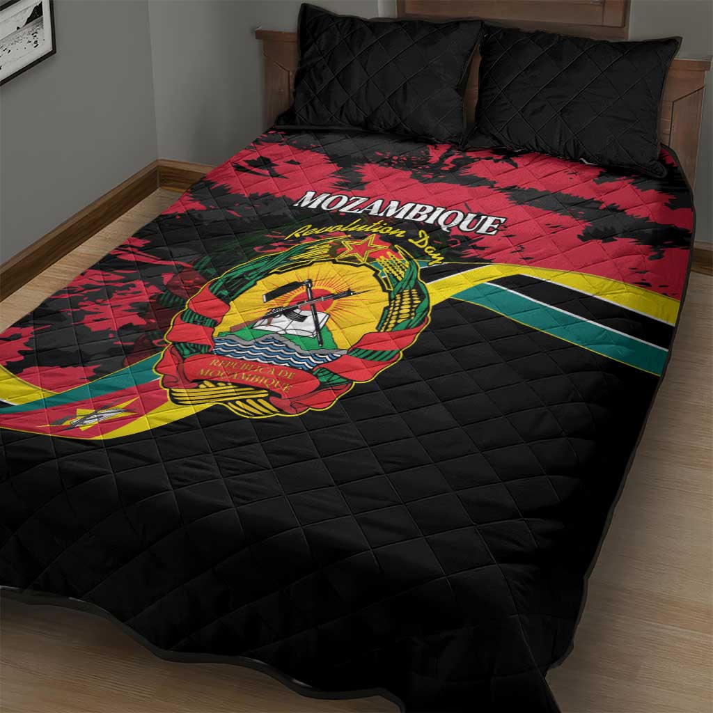 Mozambique Revolution Day Quilt Bed Set Coat Of Arms FRELIMO - Wonder Print Shop