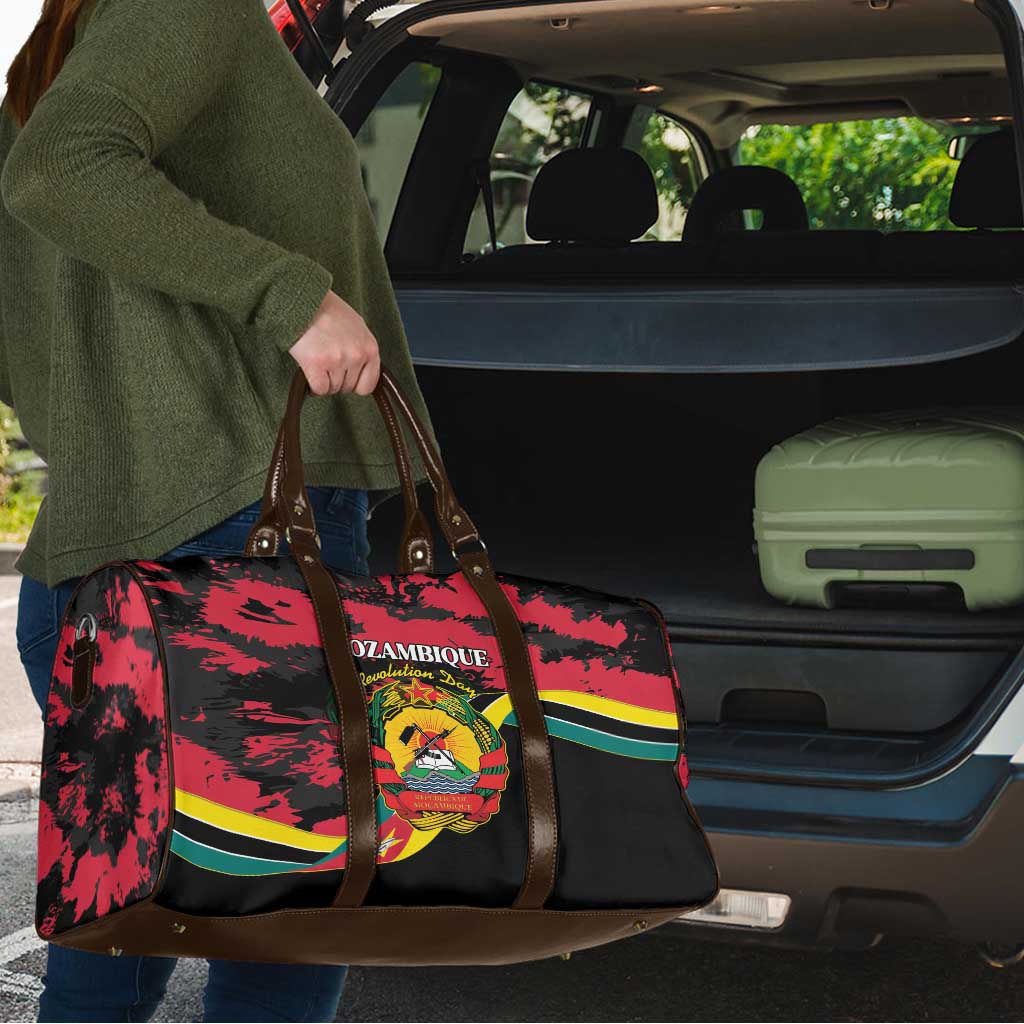 Mozambique Revolution Day Travel Bag Coat Of Arms FRELIMO - Wonder Print Shop