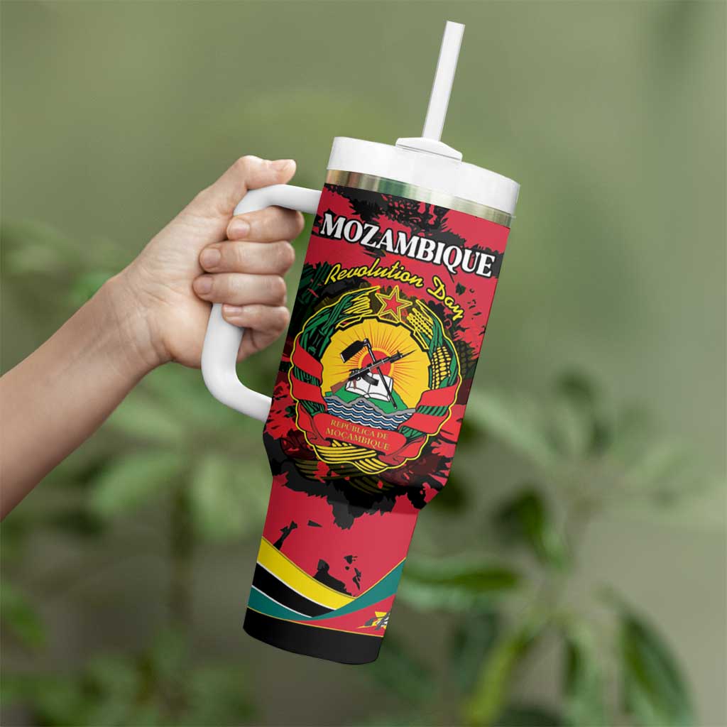 Personalized Mozambique Revolution Day Tumbler With Handle Coat Of Arms FRELIMO - Wonder Print Shop