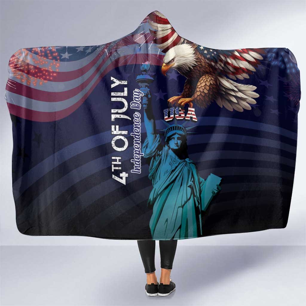 Fourth Of July USA Hooded Blanket Eagle - Statue Of Liberty