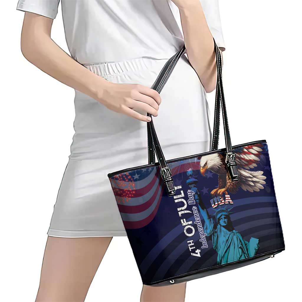 Fourth Of July USA Leather Tote Bag Eagle - Statue Of Liberty