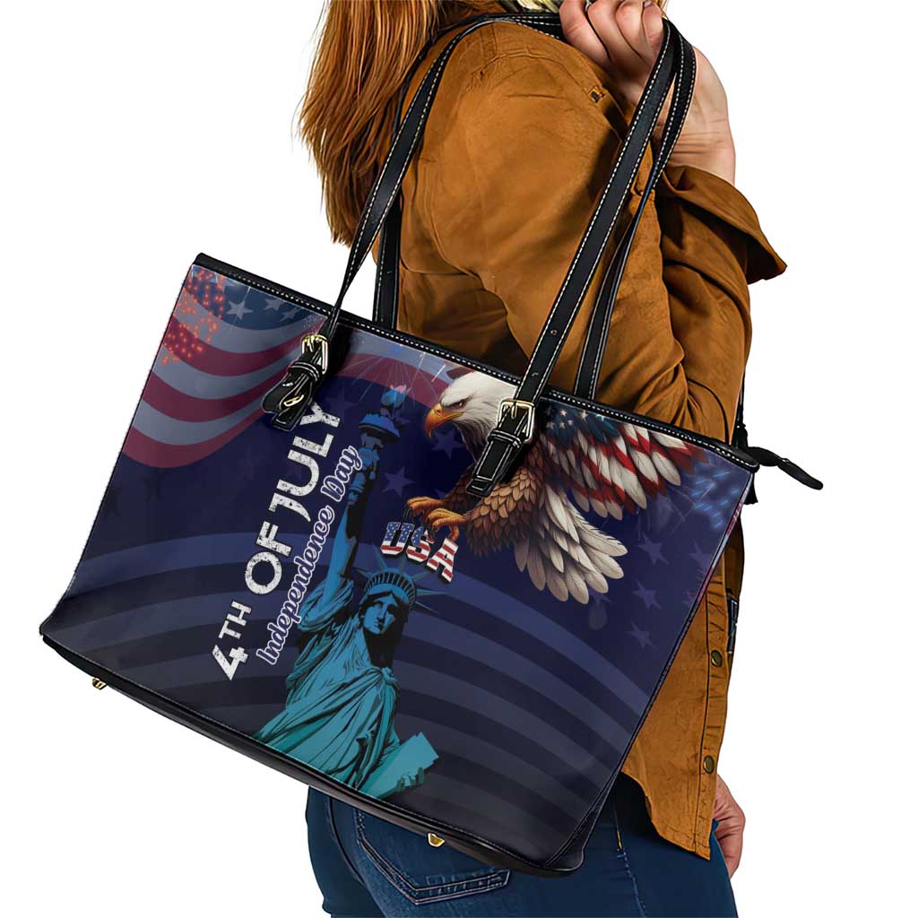 Fourth Of July USA Leather Tote Bag Eagle - Statue Of Liberty