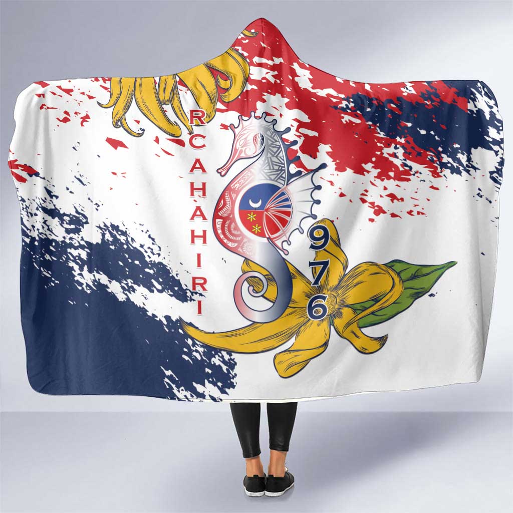 Ra Hachiri 976 Hooded Blanket Mayotte Map With Ylang Ylang