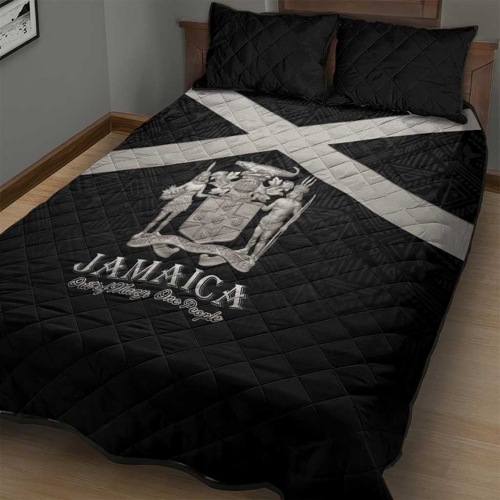 Jamaica Quilt Bed Set Coat Of Arms With Rastafarian Lion Silver Color - Wonder Print Shop