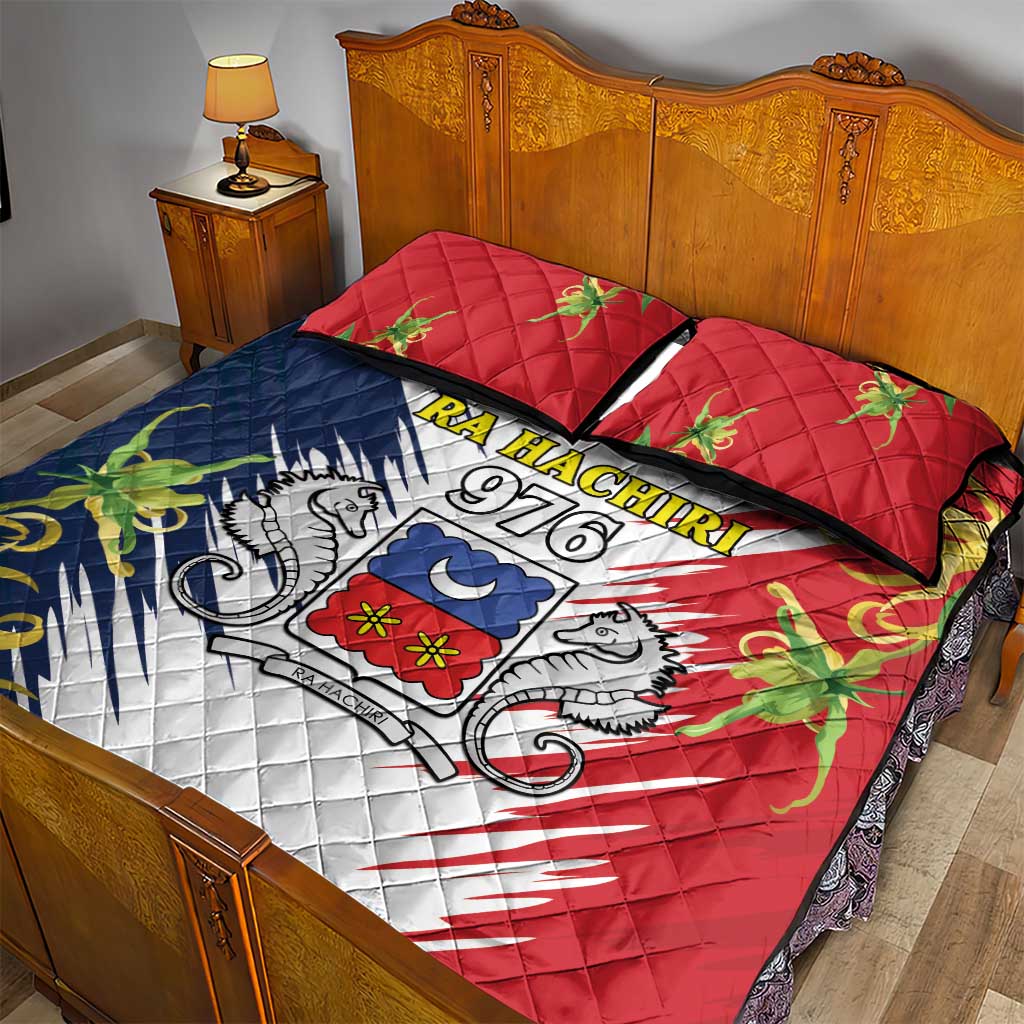 Ra Hachiri 976 Quilt Bed Set Coat Of Arms With Ylang Ylang