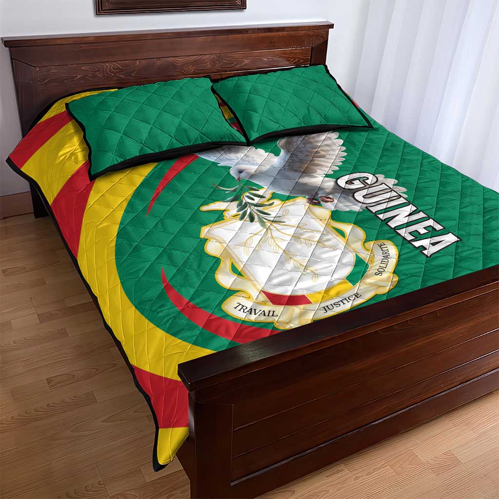 Guinea-Conakry Quilt Bed Set Coat Of Arms With Pigeon