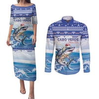 Personalized Cape Verde Football Christmas Couples Matching Puletasi and Long Sleeve Button Shirt Feliz Natal Tubaroes Azuis - Wonder Print Shop