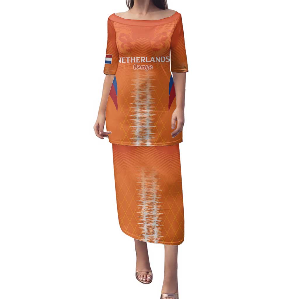 Custom Netherlands Football Family Matching Puletasi and Hawaiian Shirt Go Champions Oranje - Wonder Print Shop