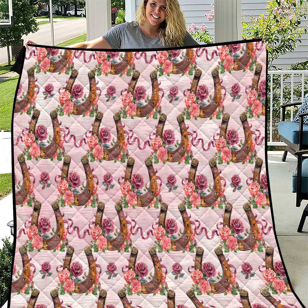 Kentucky Lucky Horseshoe Floral Quilt Vintage Western Pattern