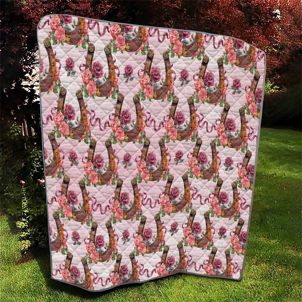 Kentucky Lucky Horseshoe Floral Quilt Vintage Western Pattern