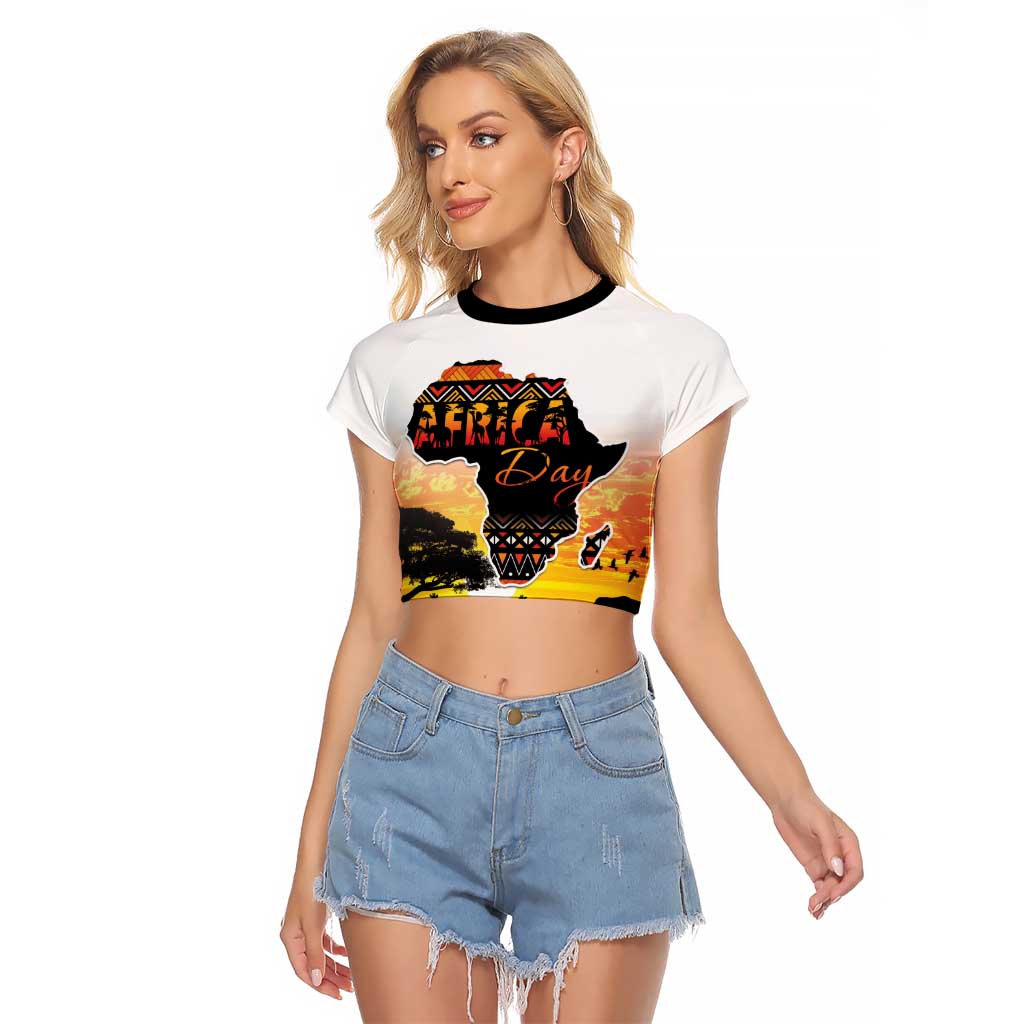 Happy Africa Day Raglan Cropped T Shirt African Safari With Map