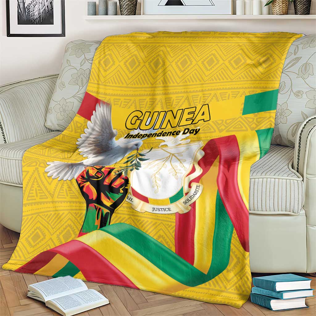 Guinea Independence Day Blanket Coat Of Arms With African Pattern - Wonder Print Shop