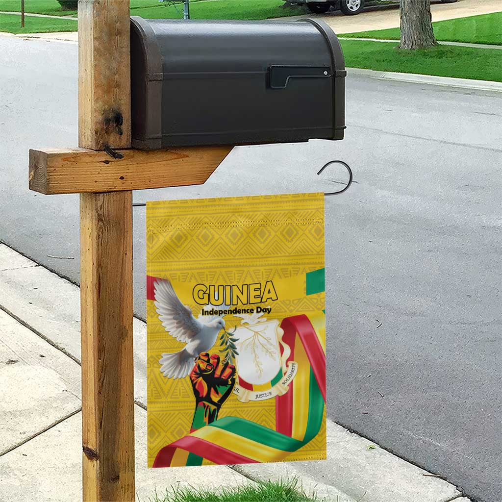 Guinea Independence Day Garden Flag Coat Of Arms With African Pattern - Wonder Print Shop