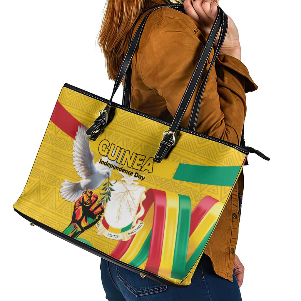 Guinea Independence Day Leather Tote Bag Coat Of Arms With African Pattern - Wonder Print Shop