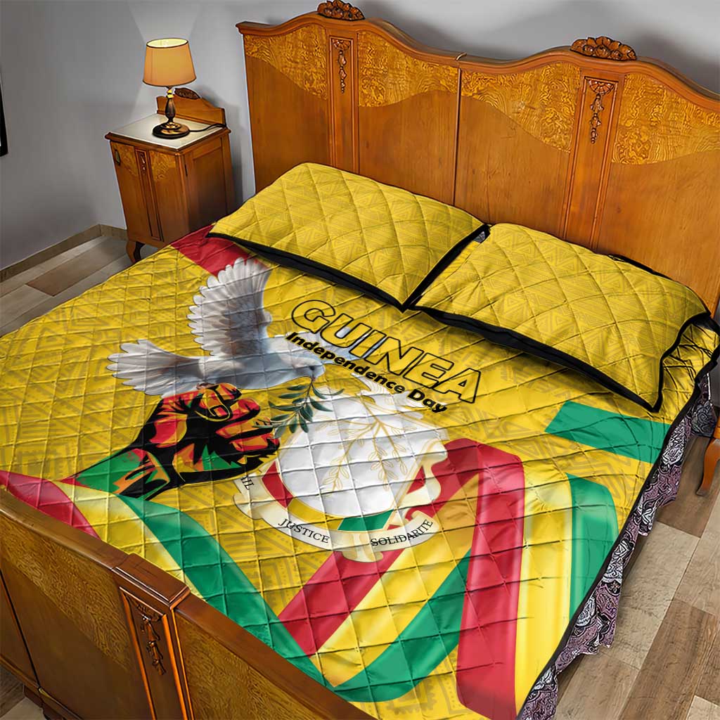 Guinea Independence Day Quilt Bed Set Coat Of Arms With African Pattern - Wonder Print Shop