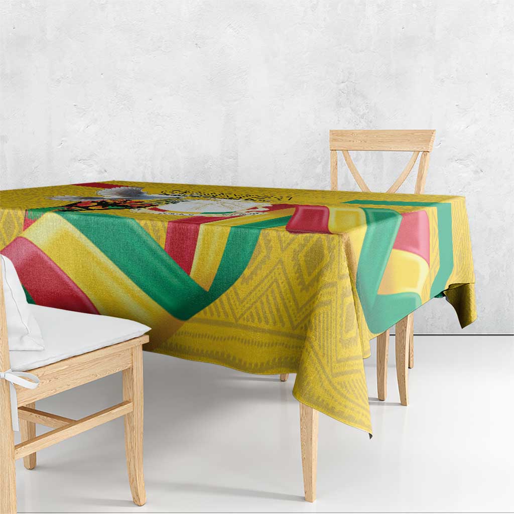 Guinea Independence Day Tablecloth Coat Of Arms With African Pattern - Wonder Print Shop