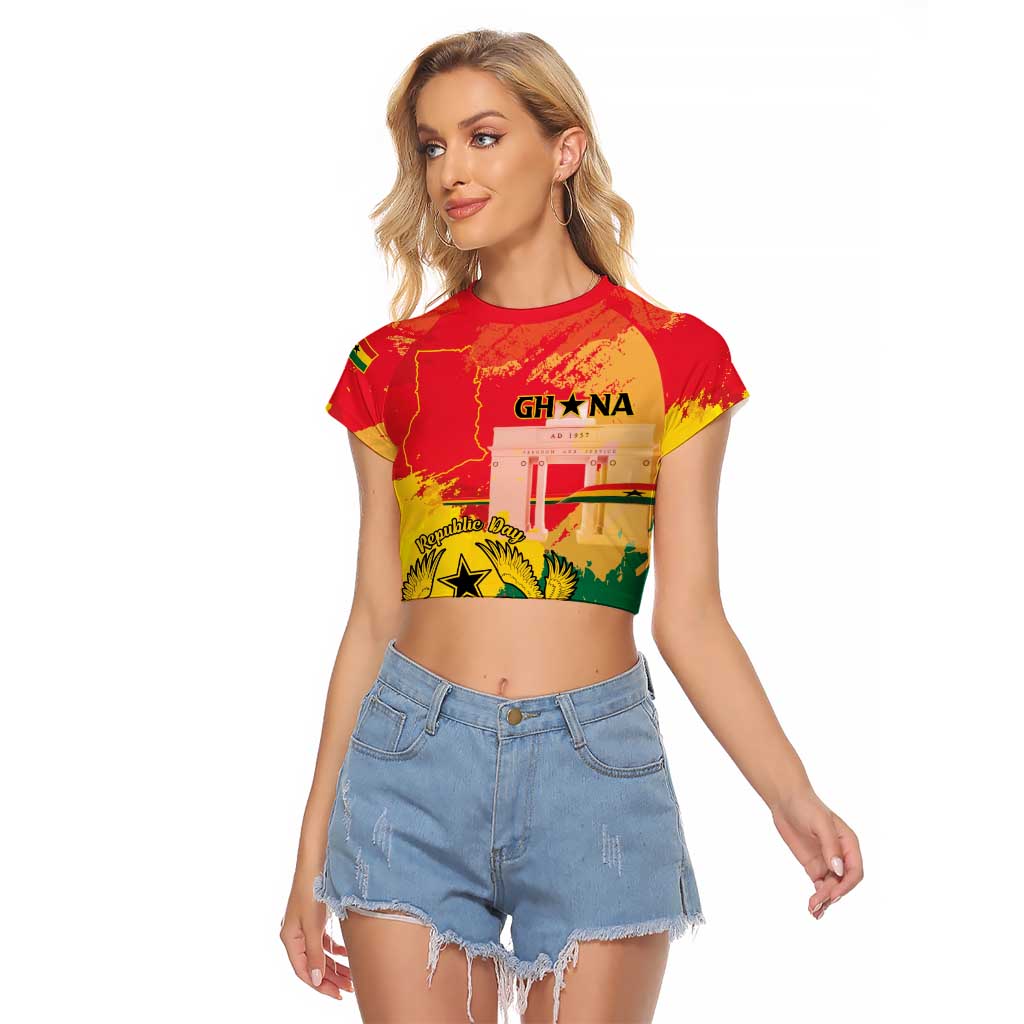 Personalized Ghana Republic Day Raglan Cropped T Shirt Black Star Square With Coat Of Arms