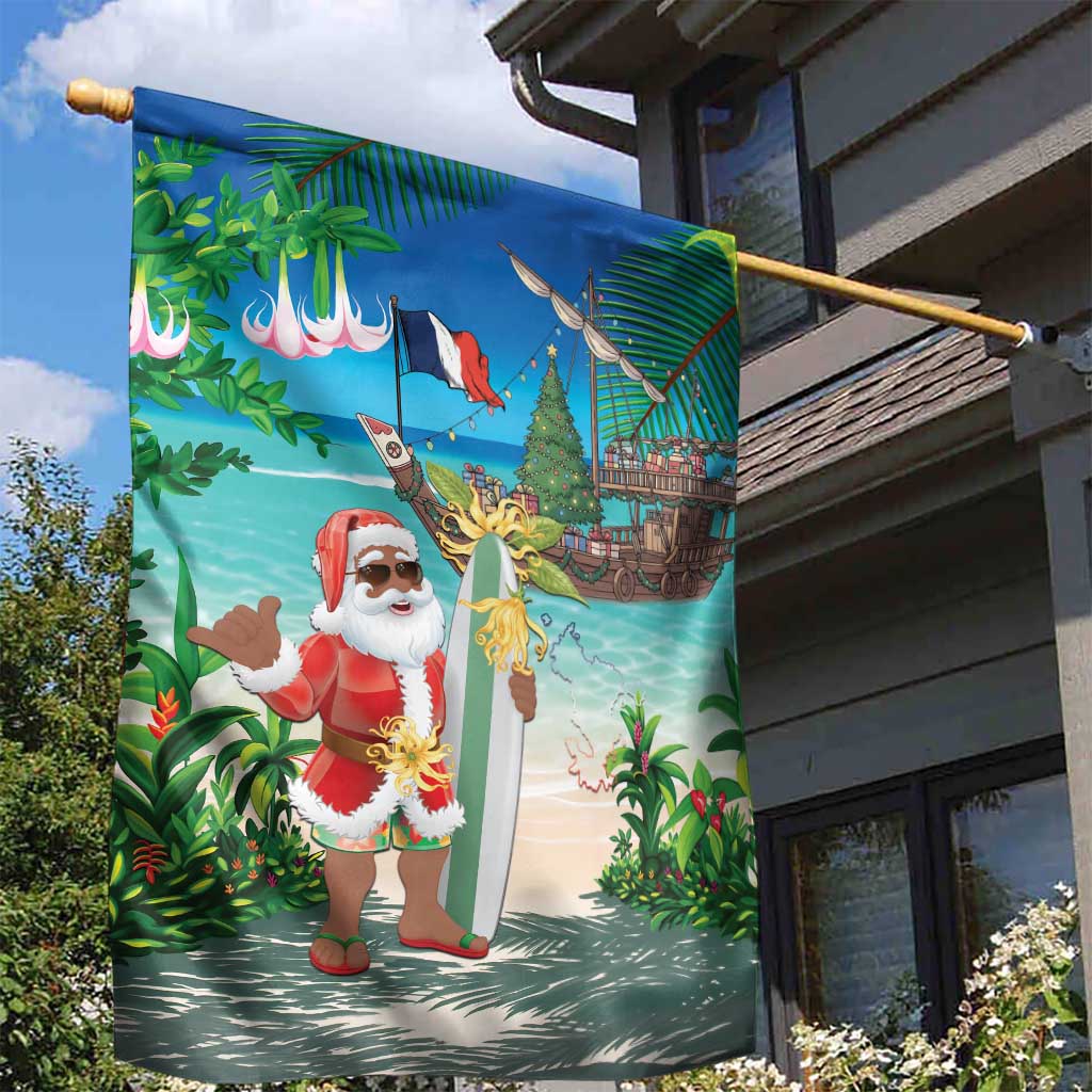 Mayotte Christmas Garden Flag Santa Chill on Tropical Beach - Wonder Print Shop
