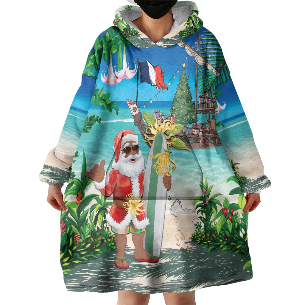 Mayotte Christmas Wearable Blanket Hoodie Santa Chill on Tropical Beach - Wonder Print Shop