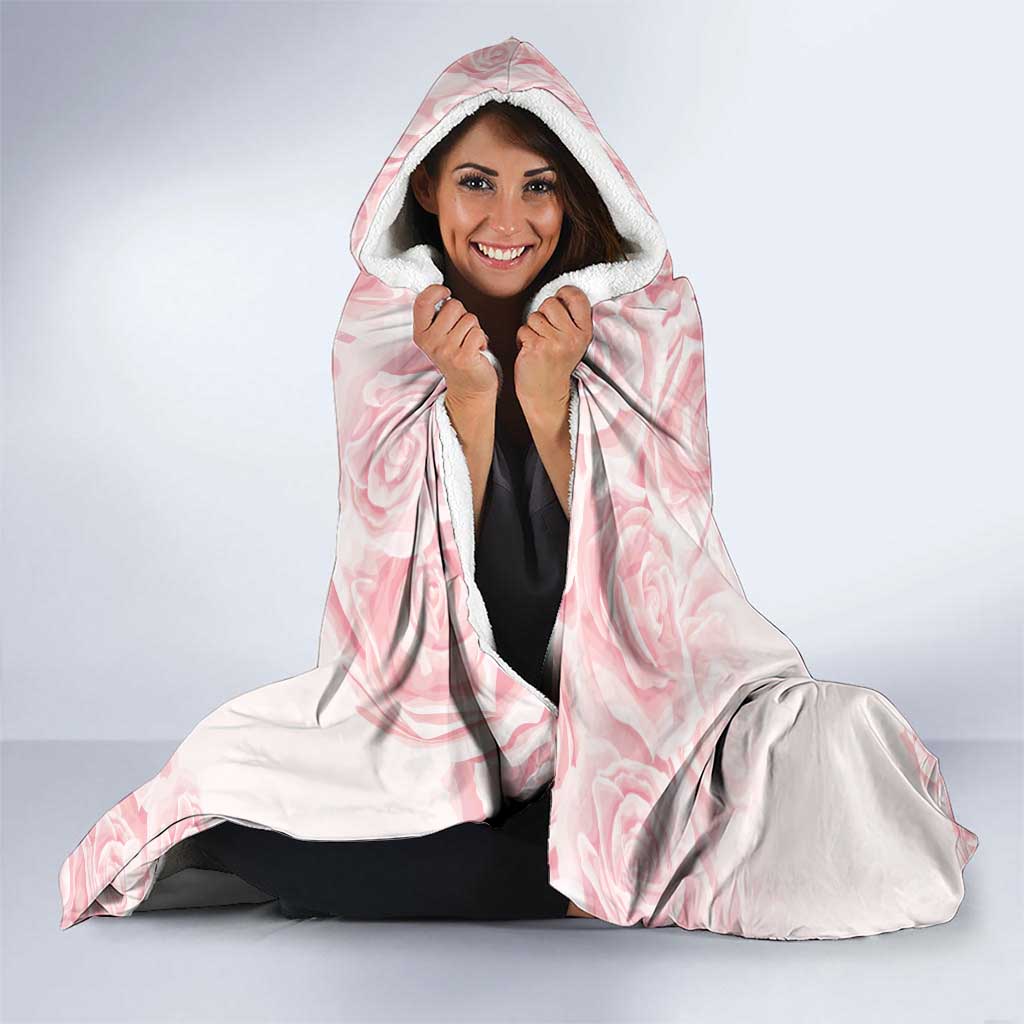 Kentucky Horse Racing Hooded Blanket Black Derby Lady Pink Roses