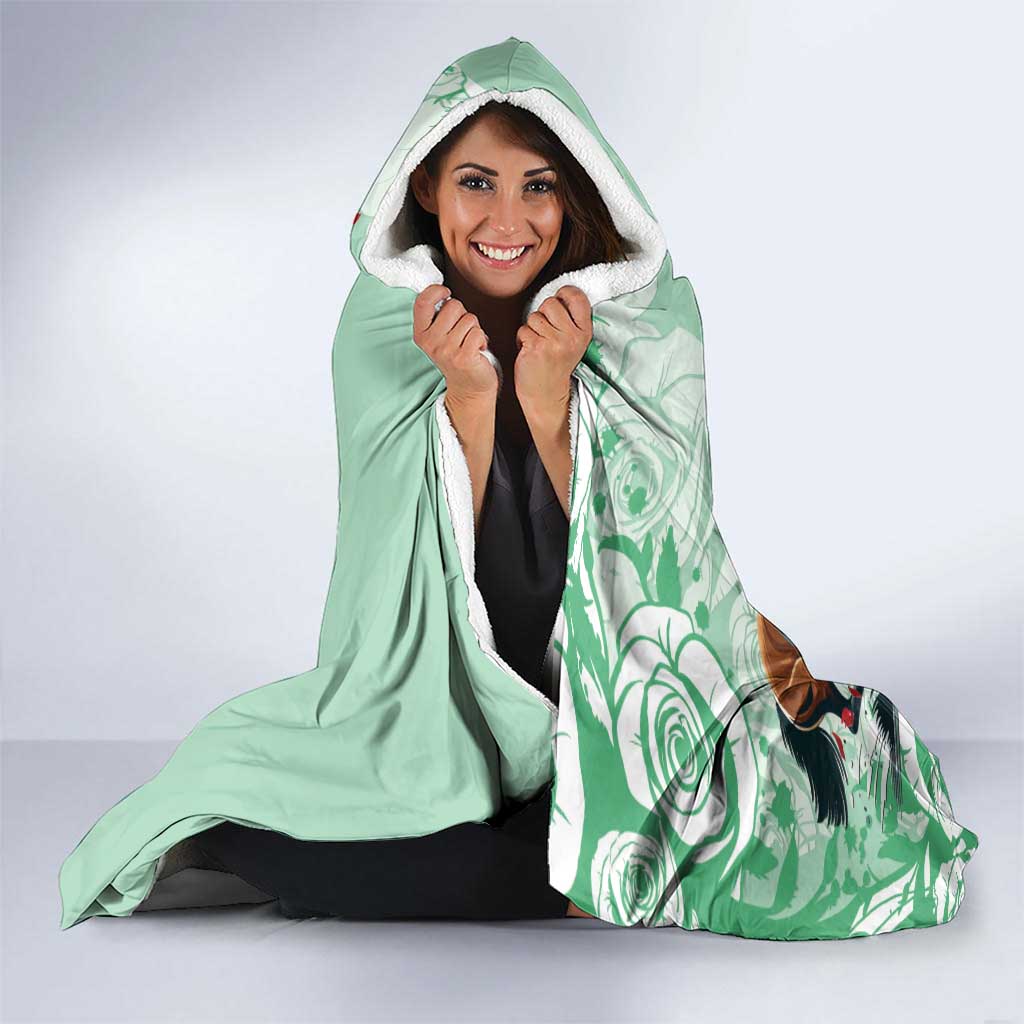 Kentucky Horse Racing Hooded Blanket Churchill Downs Derby Mint Julep Cocktail