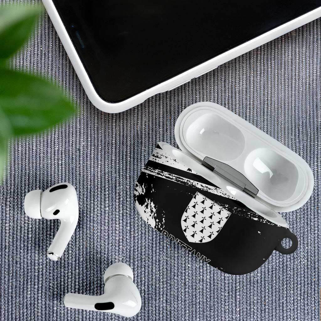 Brittany AirPods Case Coat Of Arms With Triskelion - Grunge Style - Wonder Print Shop