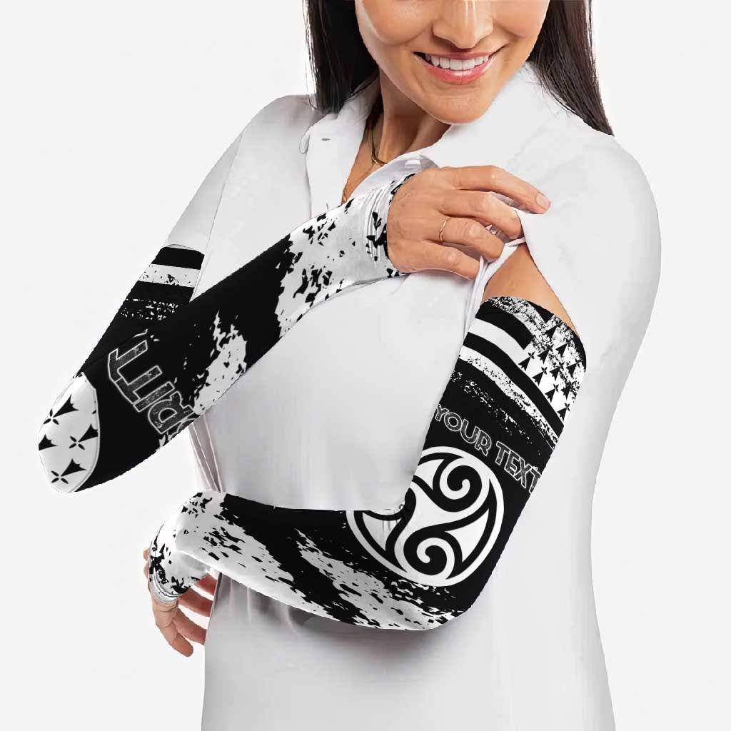 Brittany Arm Sleeves Coat Of Arms With Triskelion - Grunge Style - Wonder Print Shop