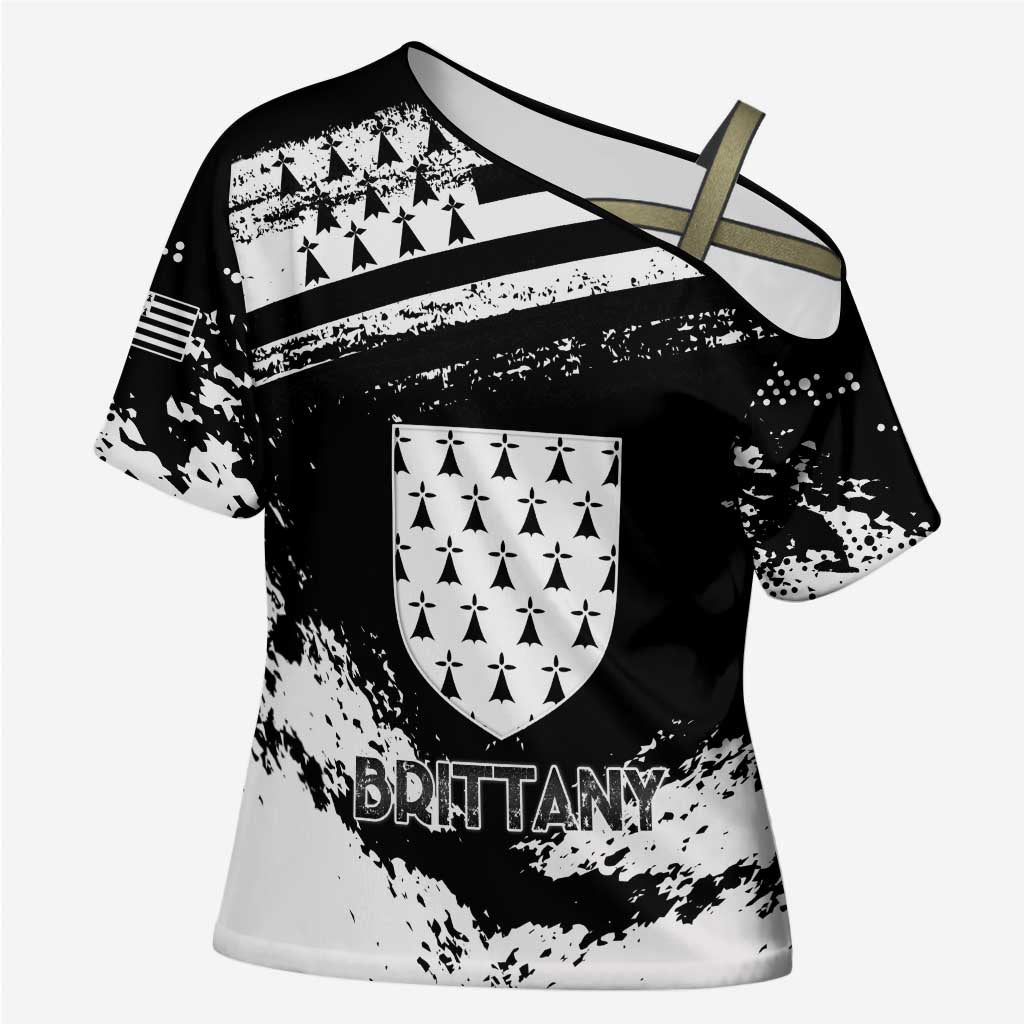 Personalized Brittany Cross Shoulder Shirt Coat Of Arms With Triskelion - Grunge Style - Wonder Print Shop