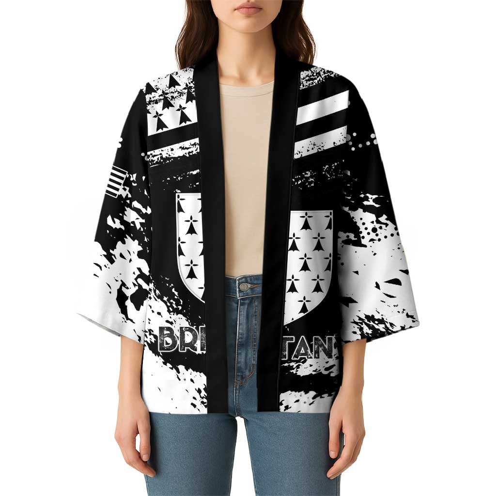 Personalized Brittany Kimono Coat Of Arms With Triskelion - Grunge Style - Wonder Print Shop