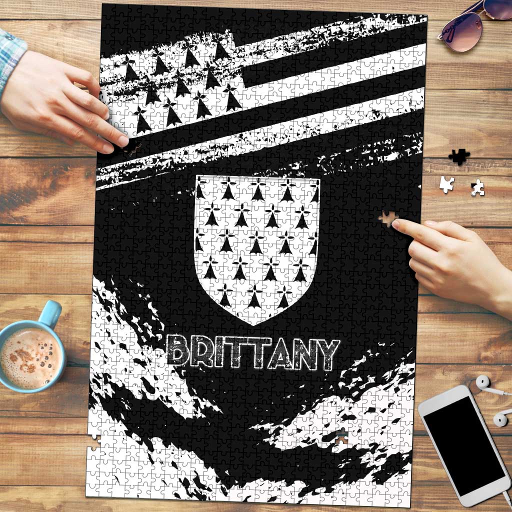 Brittany Puzzle Coat Of Arms With Triskelion - Grunge Style - Wonder Print Shop