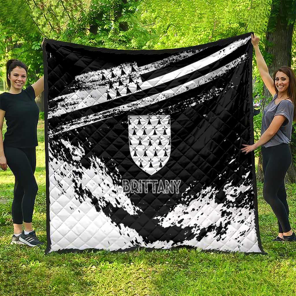 Brittany Quilt Coat Of Arms With Triskelion - Grunge Style - Wonder Print Shop