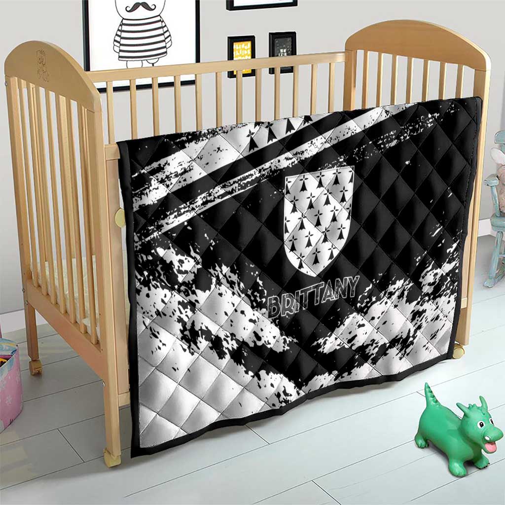 Brittany Quilt Coat Of Arms With Triskelion - Grunge Style - Wonder Print Shop