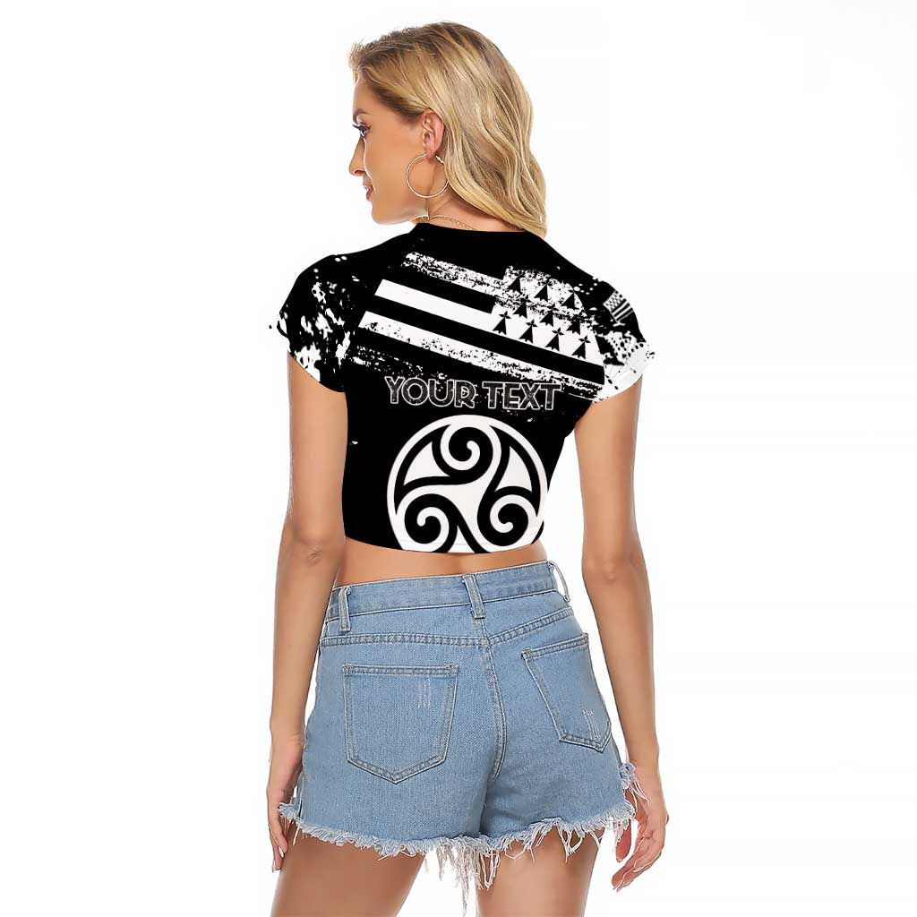 Personalized Brittany Raglan Cropped T Shirt Coat Of Arms With Triskelion - Grunge Style - Wonder Print Shop