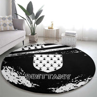 Brittany Round Carpet Coat Of Arms With Triskelion - Grunge Style - Wonder Print Shop