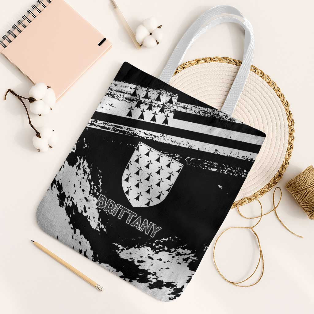 Brittany Tote Bag Coat Of Arms With Triskelion - Grunge Style - Wonder Print Shop